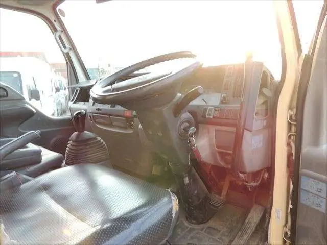 いすゞ エルフ TKG-NJR85ADの写真35