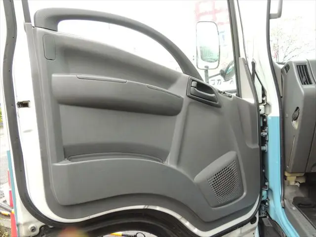 いすゞ エルフ TPG-NPR85AN(2WD)の写真13