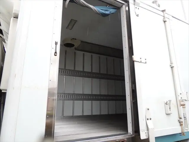 いすゞ エルフ TPG-NPR85AN(2WD)の写真14