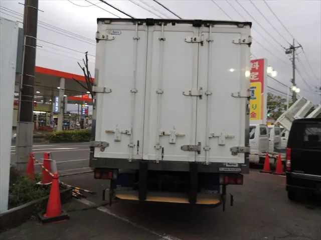 いすゞ エルフ TPG-NPR85AN(2WD)の写真22