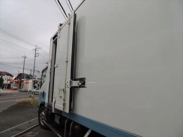 いすゞ エルフ TPG-NPR85AN(2WD)の写真32