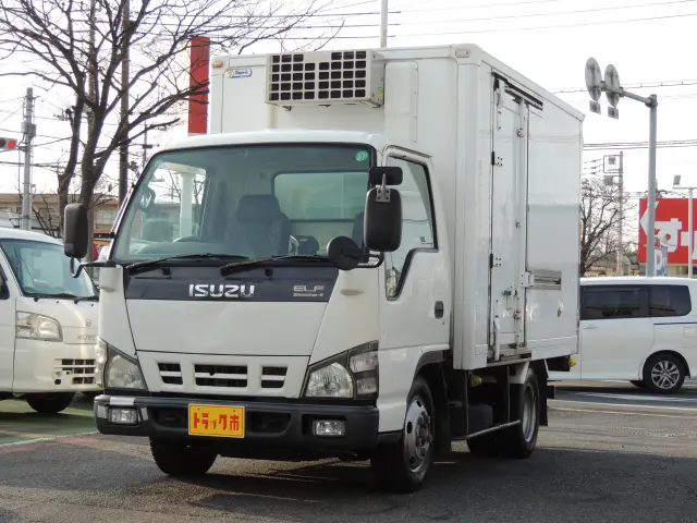 いすゞ エルフ PB-NKR81ANの写真1