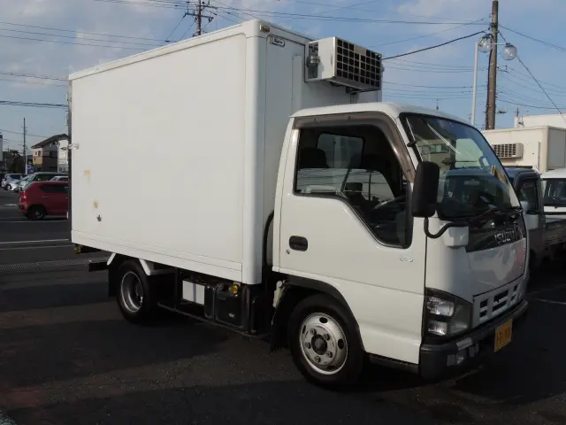 いすゞ エルフ PB-NKR81ANの写真4