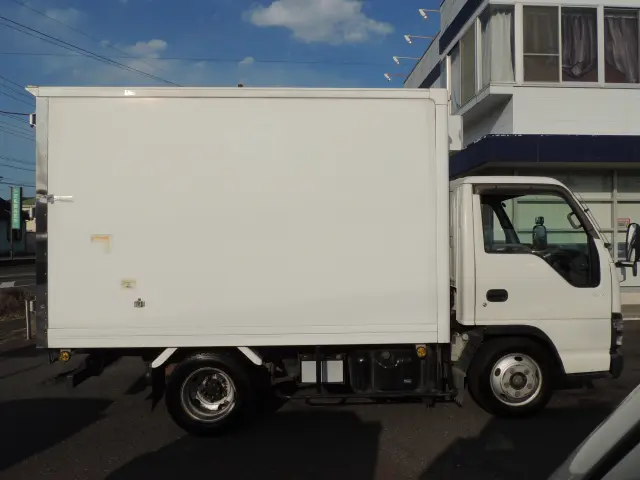いすゞ エルフ PB-NKR81ANの写真5