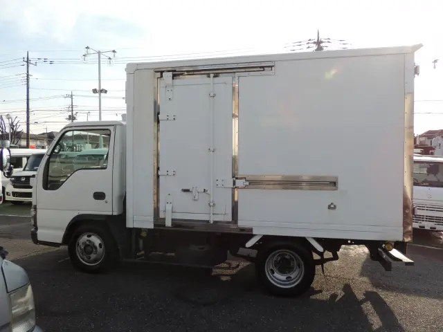 いすゞ エルフ PB-NKR81ANの写真11