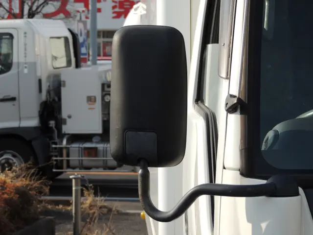 いすゞ エルフ PB-NKR81ANの写真16
