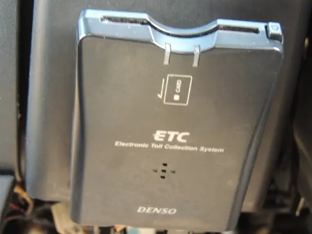 いすゞ エルフ PB-NKR81ANの写真35