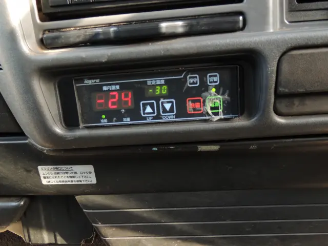 いすゞ エルフ PB-NKR81ANの写真42