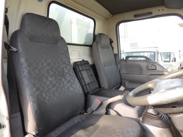 いすゞ エルフ PB-NKR81ANの写真43