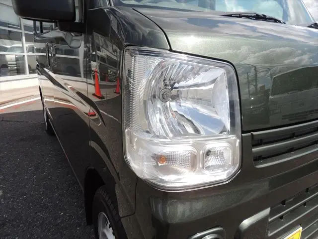 スズキ エブリイ 5BD-DA17V(4WD)の写真3