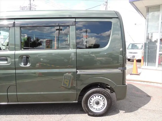 スズキ エブリイ 5BD-DA17V(4WD)の写真17
