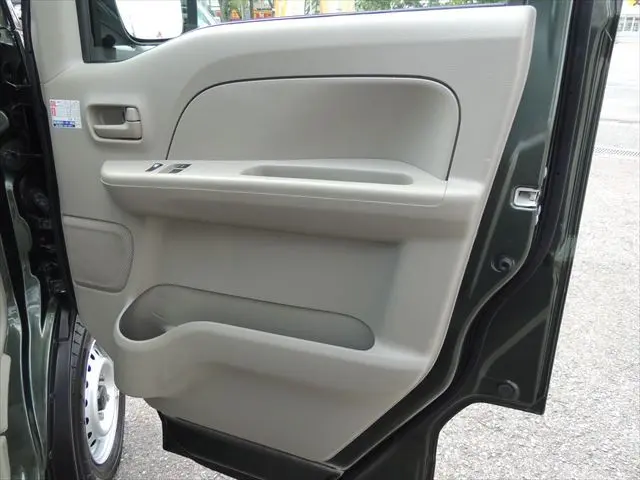 スズキ エブリイ 5BD-DA17V(4WD)の写真36