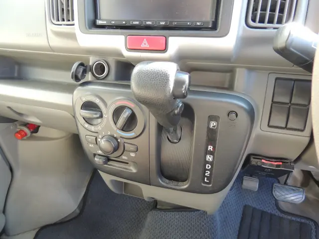 日産 クリッパーバン HBD-DR17V(2WD)の写真46