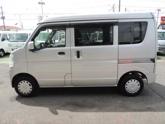 日産 クリッパーバン EBD-DR17V(2WD)の写真11