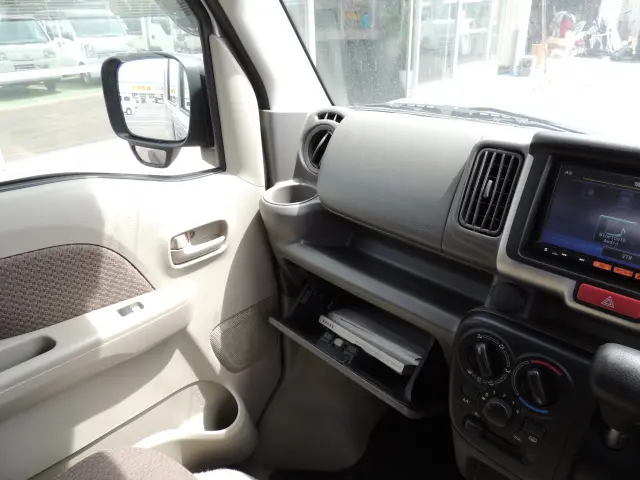 日産 クリッパーバン EBD-DR17V(2WD)の写真48