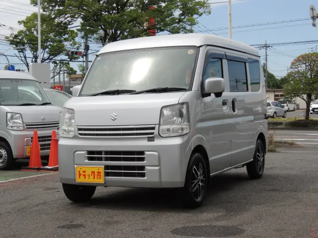 スズキ エブリイ EBD-DA17V(2WD)の写真1