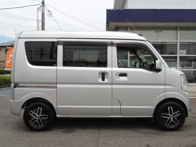 スズキ エブリイ EBD-DA17V(2WD)の写真5