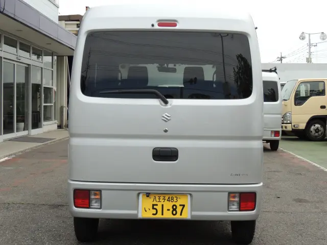 スズキ エブリイ EBD-DA17V(2WD)の写真8