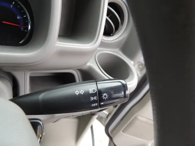 スズキ エブリイ EBD-DA17V(2WD)の写真37