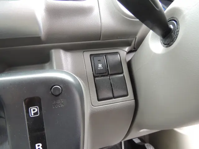 スズキ エブリイ EBD-DA17V(2WD)の写真45