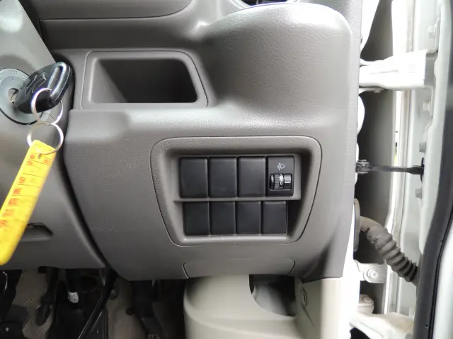 スズキ エブリイ EBD-DA17V(2WD)の写真38