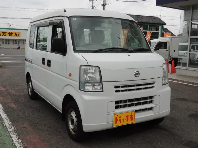 日産 クリッパーバン HBD-DR64V(2WD)の写真3