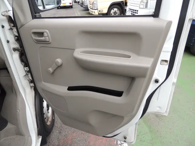 日産 クリッパーバン HBD-DR64V(2WD)の写真24
