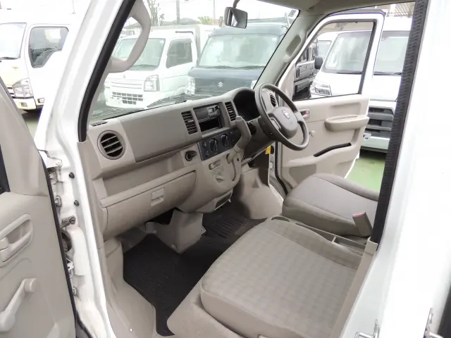 日産 クリッパーバン HBD-DR64V(2WD)の写真36