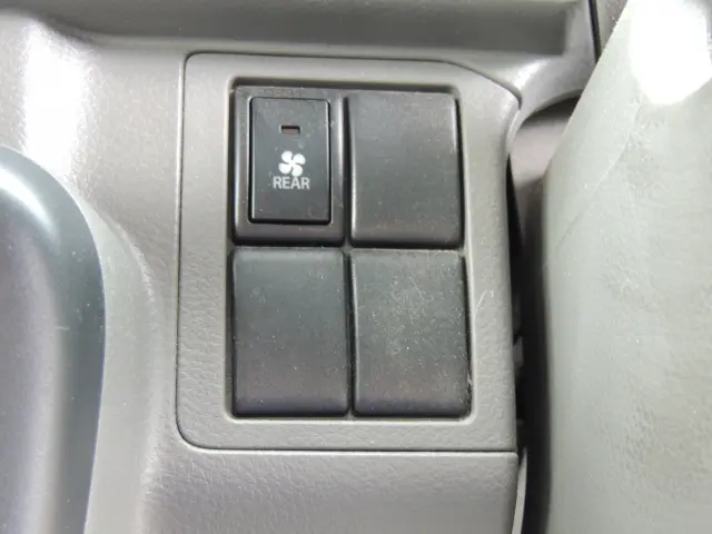 スズキ エブリイ EBD-DA17V(2WD)の写真38