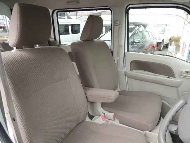 スズキ エブリイ EBD-DA17V(2WD)の写真44