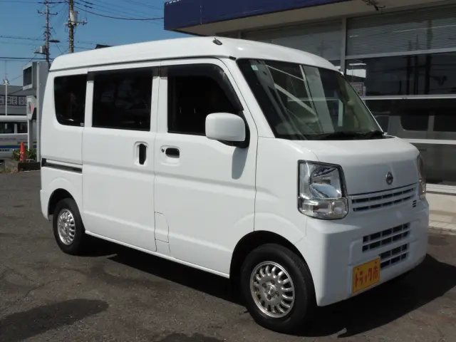 日産 クリッパーバン EBD-DR17V(4WD)の写真4