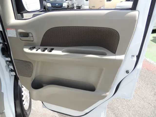 日産 クリッパーバン EBD-DR17V(4WD)の写真25