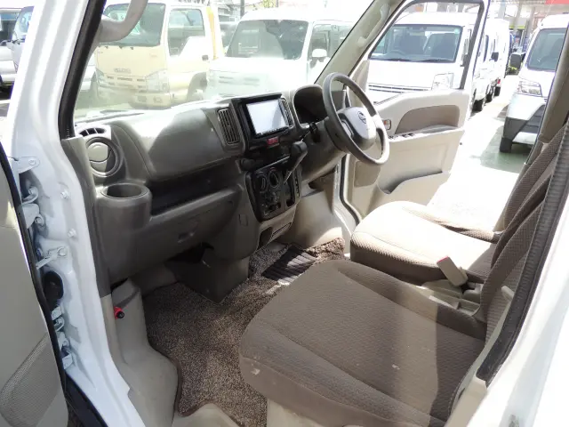 日産 クリッパーバン EBD-DR17V(4WD)の写真33