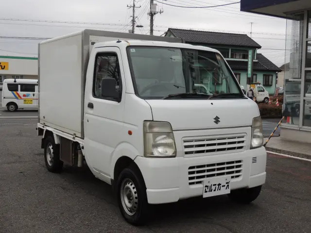 スズキ キャリイ EBD-DA63T(4WD)の写真3