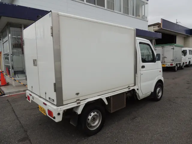 スズキ キャリイ EBD-DA63T(4WD)の写真6
