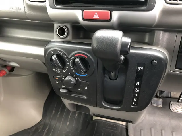 日産 クリッパーバン EBD-DR17V(2WD)の写真45