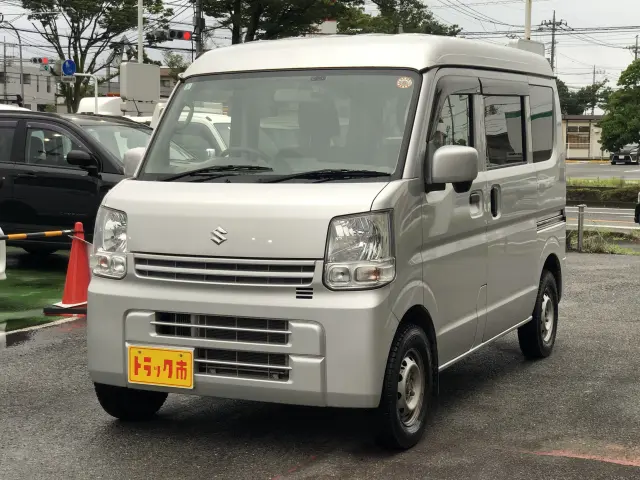 スズキ エブリイ EBD-DA17V(2WD)の写真1