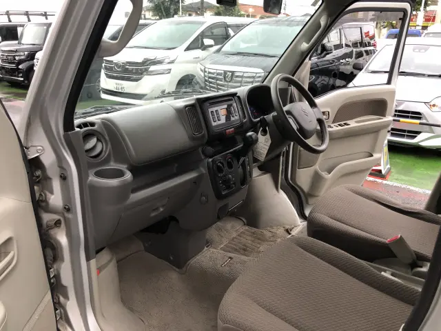 スズキ エブリイ EBD-DA17V(2WD)の写真30