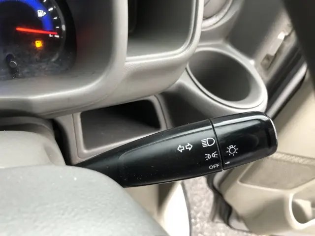 スズキ エブリイ EBD-DA17V(2WD)の写真36