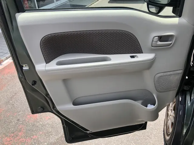 スズキ エブリイ EBD-DA17V(2WD)の写真32