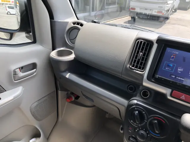 スズキ エブリイ EBD-DA17V(2WD)の写真48