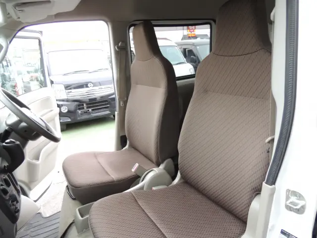 日産 クリッパーバン HBD-DR17Vの写真35
