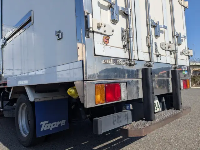 いすゞ エルフ TRG-NJR85AN(2WD)の写真6
