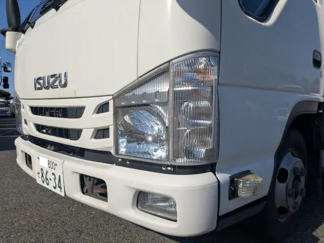いすゞ エルフ TRG-NJR85AN(2WD)の写真26