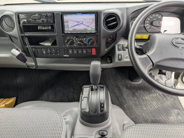 日野 デュトロ TPG-XZU712M(2WD)の写真26