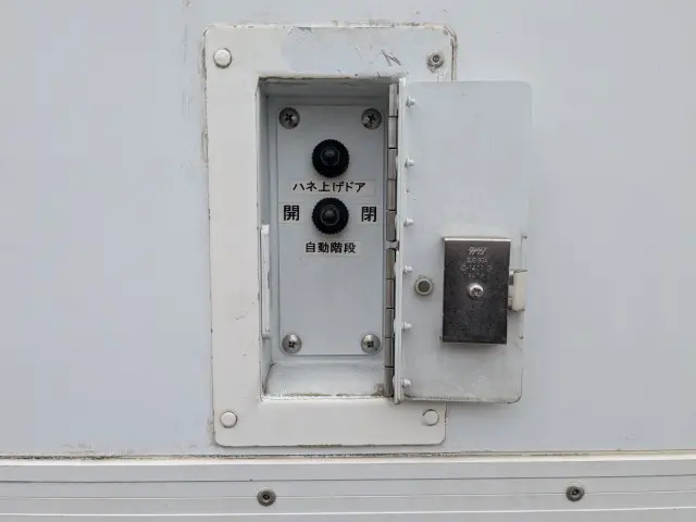 日野 デュトロ TPG-XZU712M(2WD)の写真31