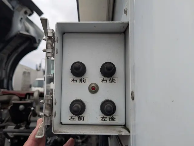日野 デュトロ TPG-XZU712M(2WD)の写真41