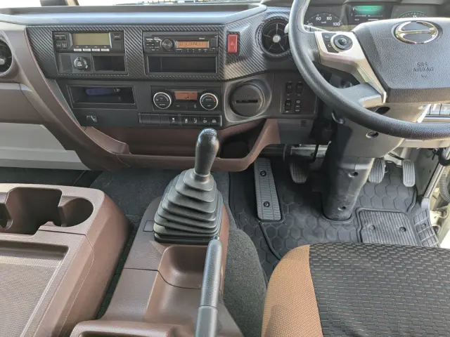 日野 レンジャー 2KG-FD2ABG(2WD)の写真11