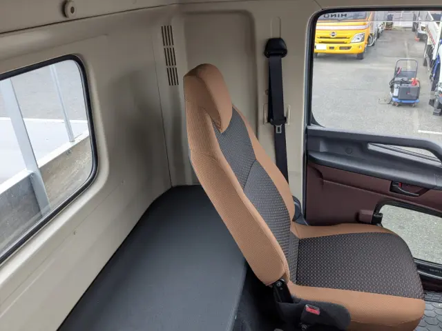 日野 レンジャー 2KG-FD2ABG(2WD)の写真9
