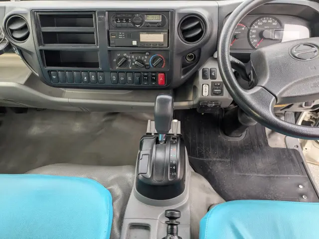 日野 デュトロ TPG-XZU702M(2WD)の写真12